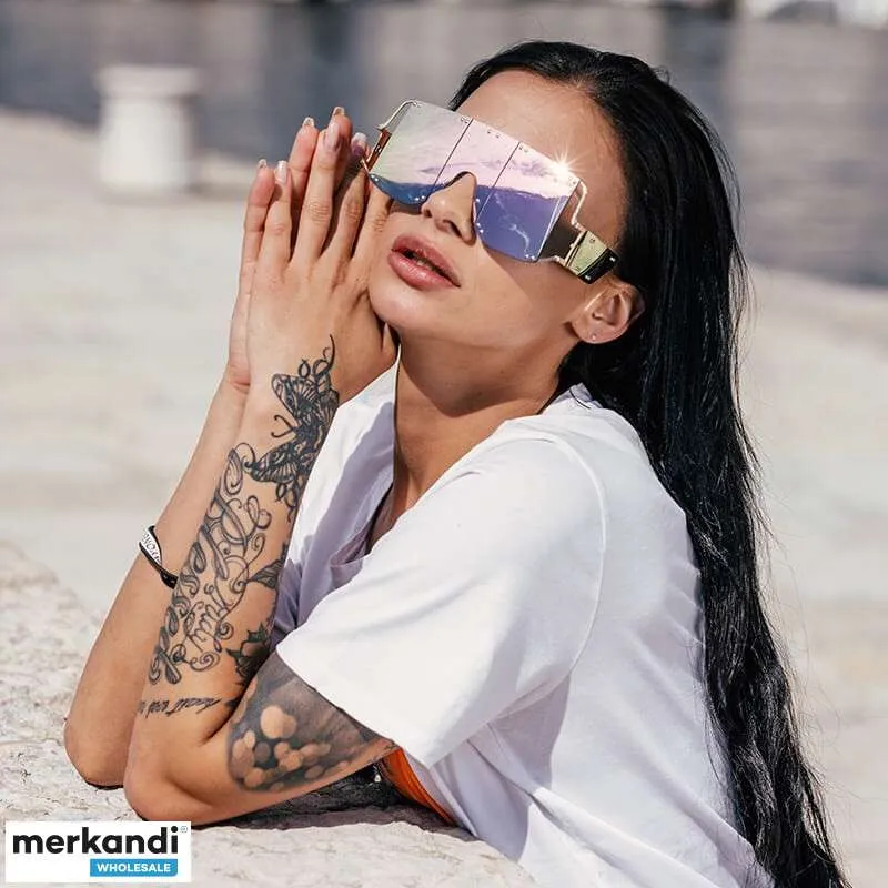 100 Gafas de sol con protección UV Cyber Girl con embalaje Premium