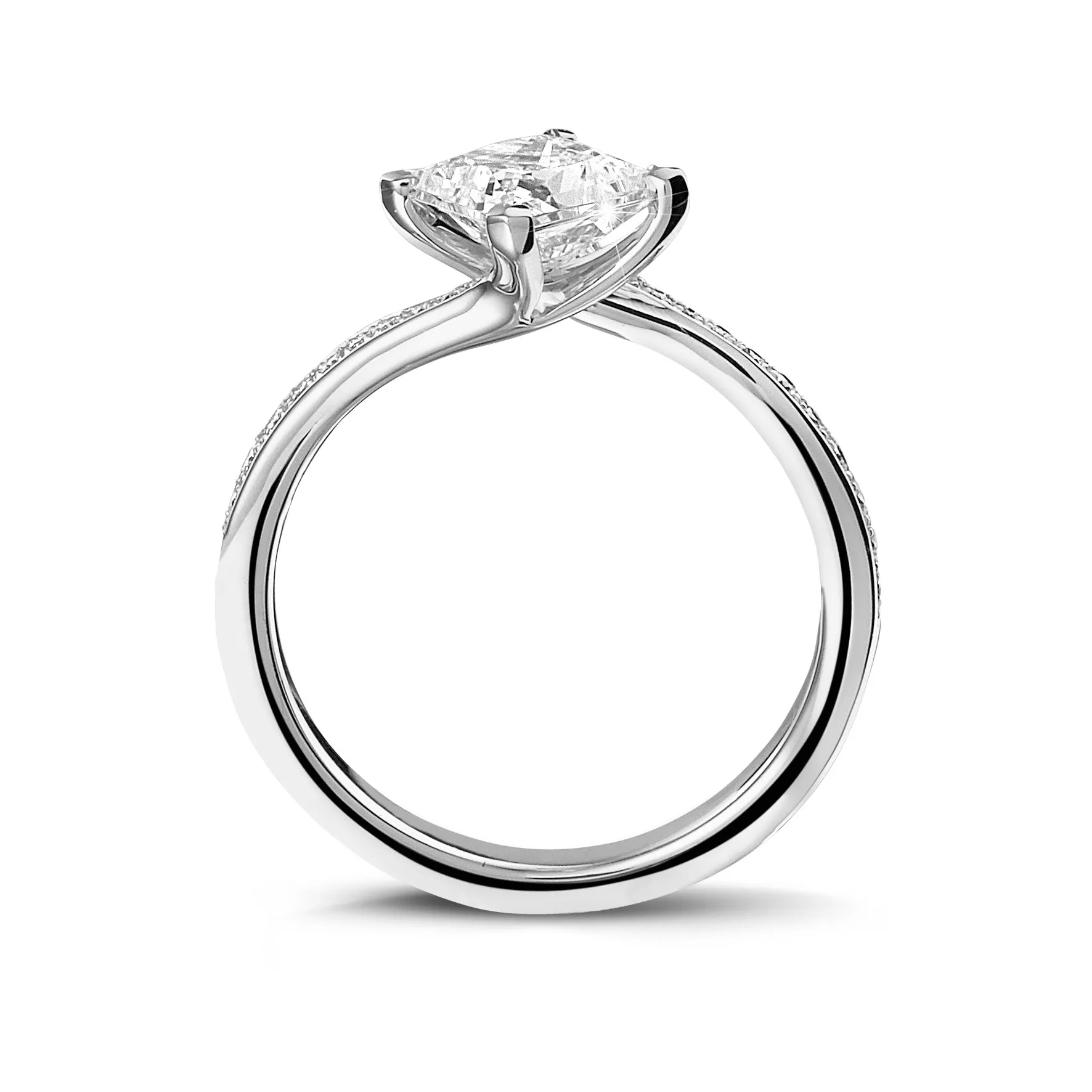 2.50 quilates anillo solitario en platino con diamante talla princesa y diamantes laterales 