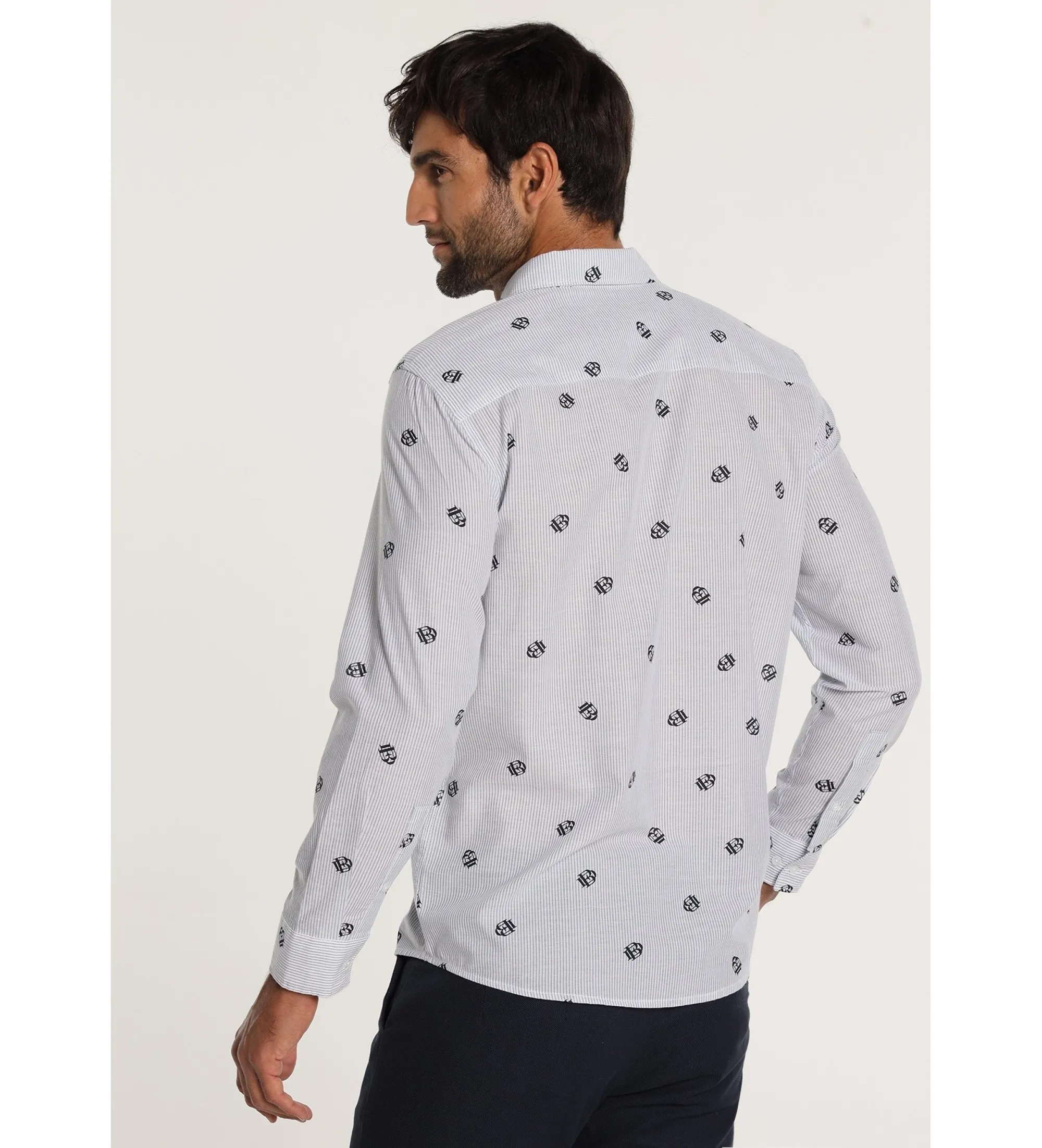 BENDORFF  CAMISA DE MANGA LARGA MULTIRAYAS CON ESTAMPADO AZUL