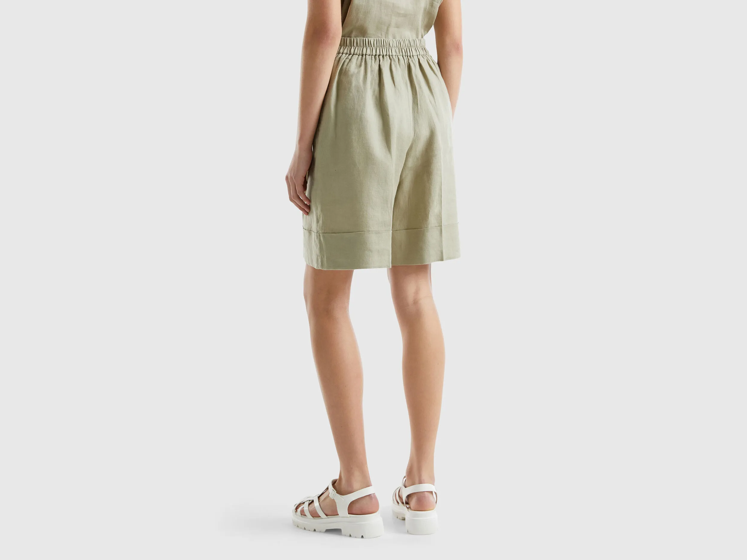 Bermudas de 100 % lino con vuelta