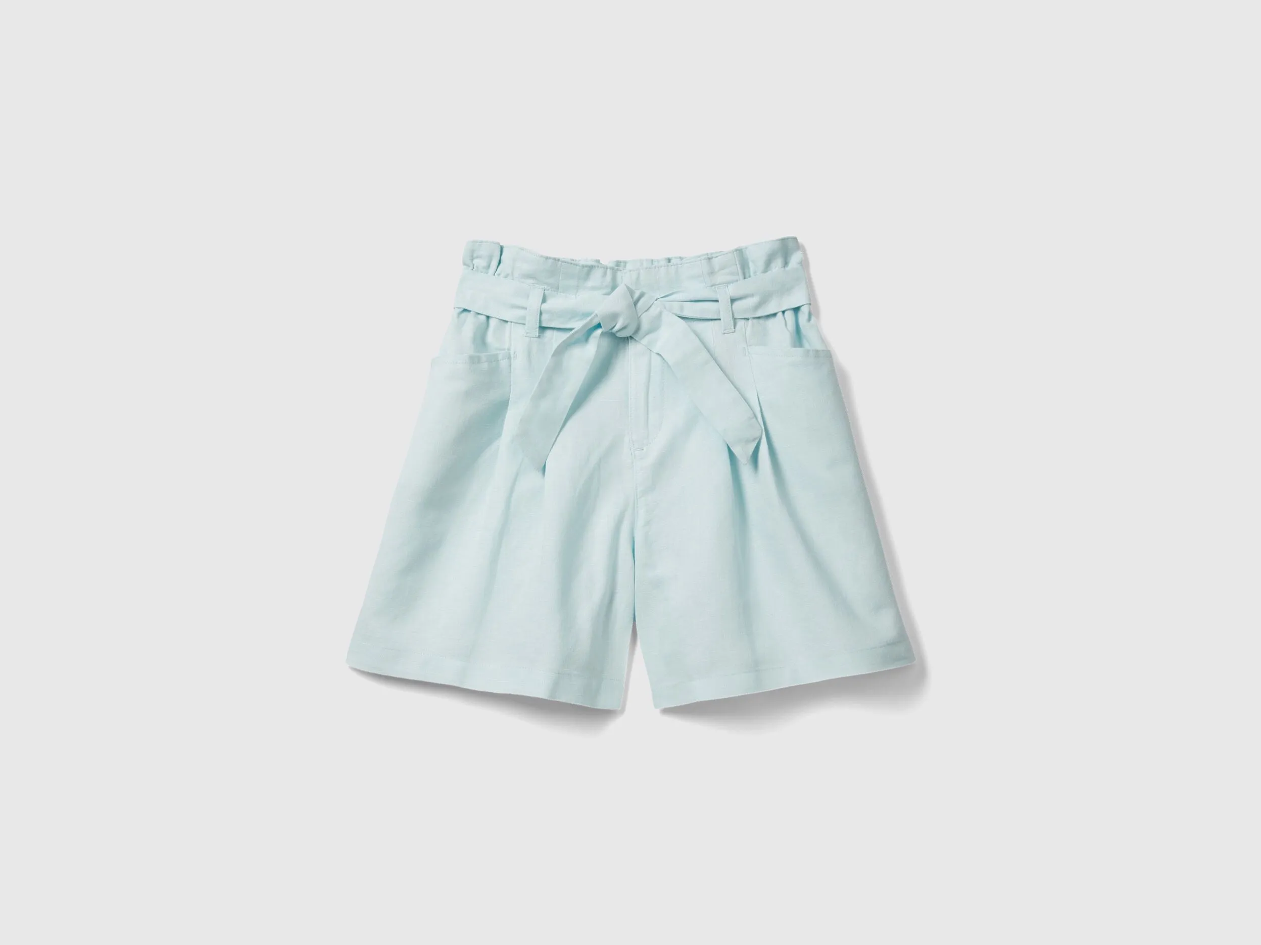 Bermudas paperbag de lino mixto