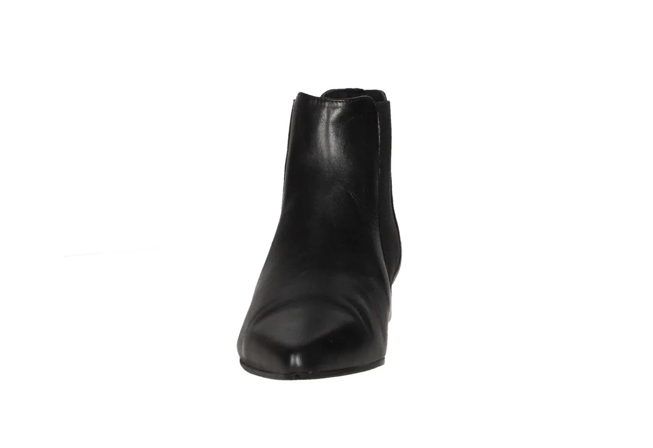 Botin Negro Elasticos Laterales Fino