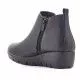 Botines Amarpies negras con elásticos laterales