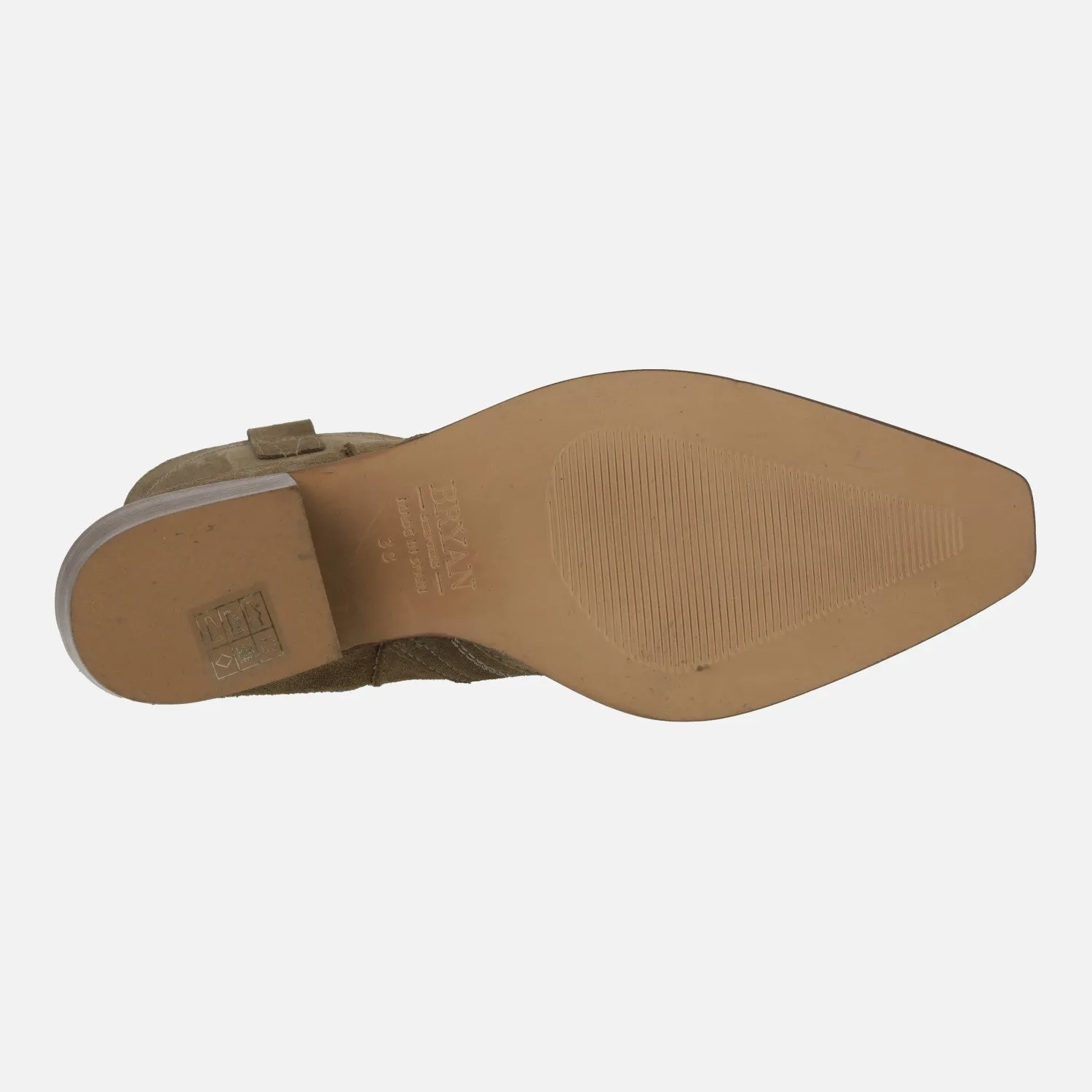 Botines estilo cowboy en serraje camel con tacón medio