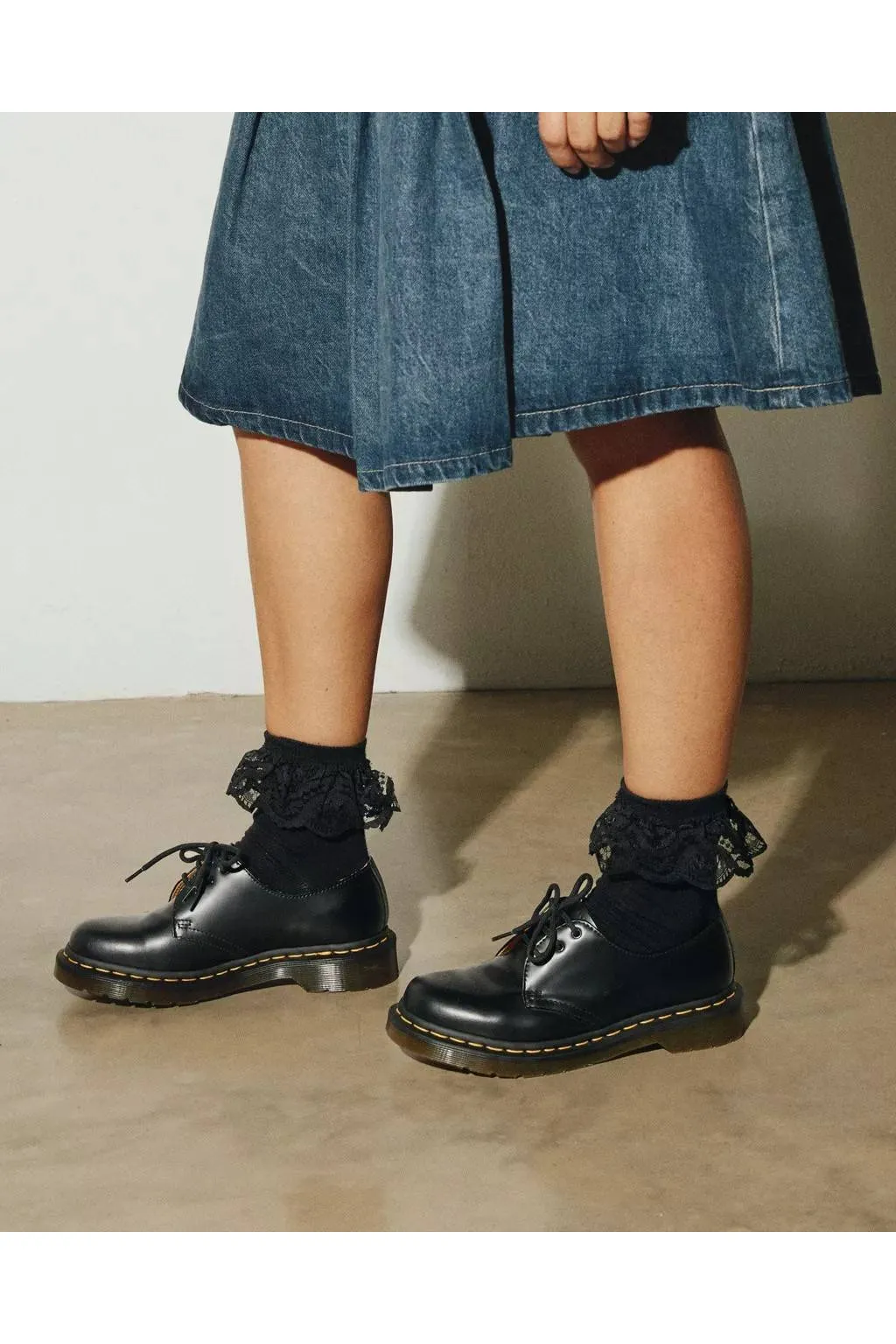 Calcetines Dr Martens de algodón ecológico con volantes AD97001 Negro