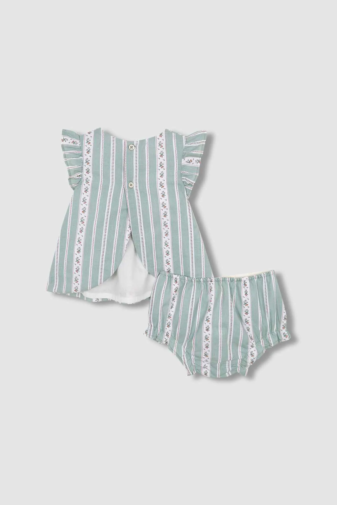 Conjunto Con Capota Rayas Y Flores Verde