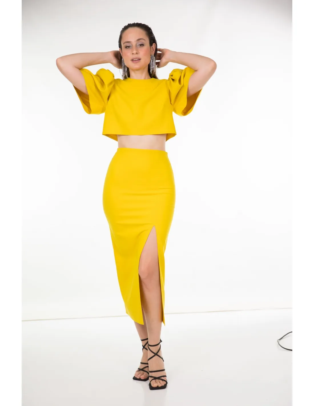 FALDA MIDI AMARILLA