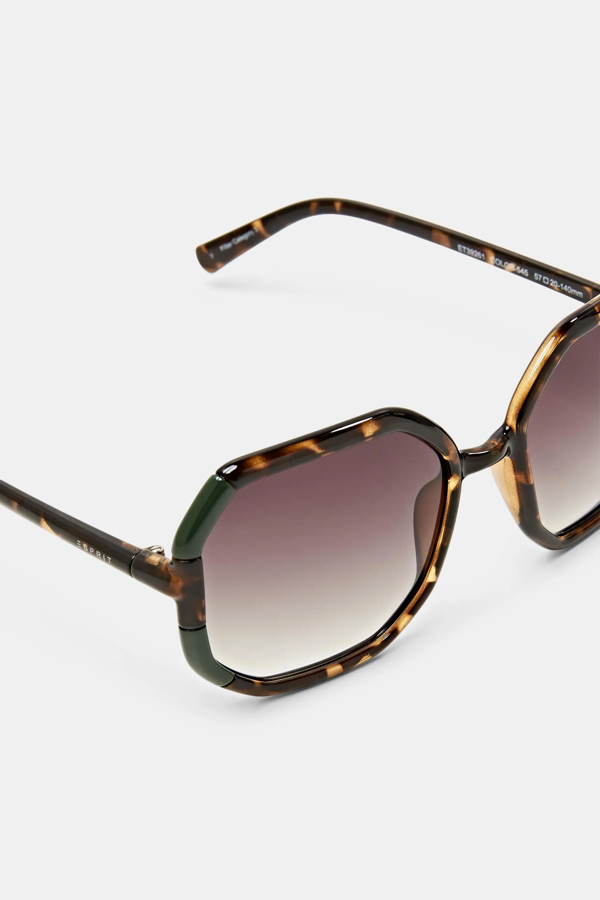 Gafas de sol con montura transparente