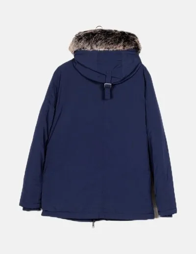 Guess Plumas azul con capucha