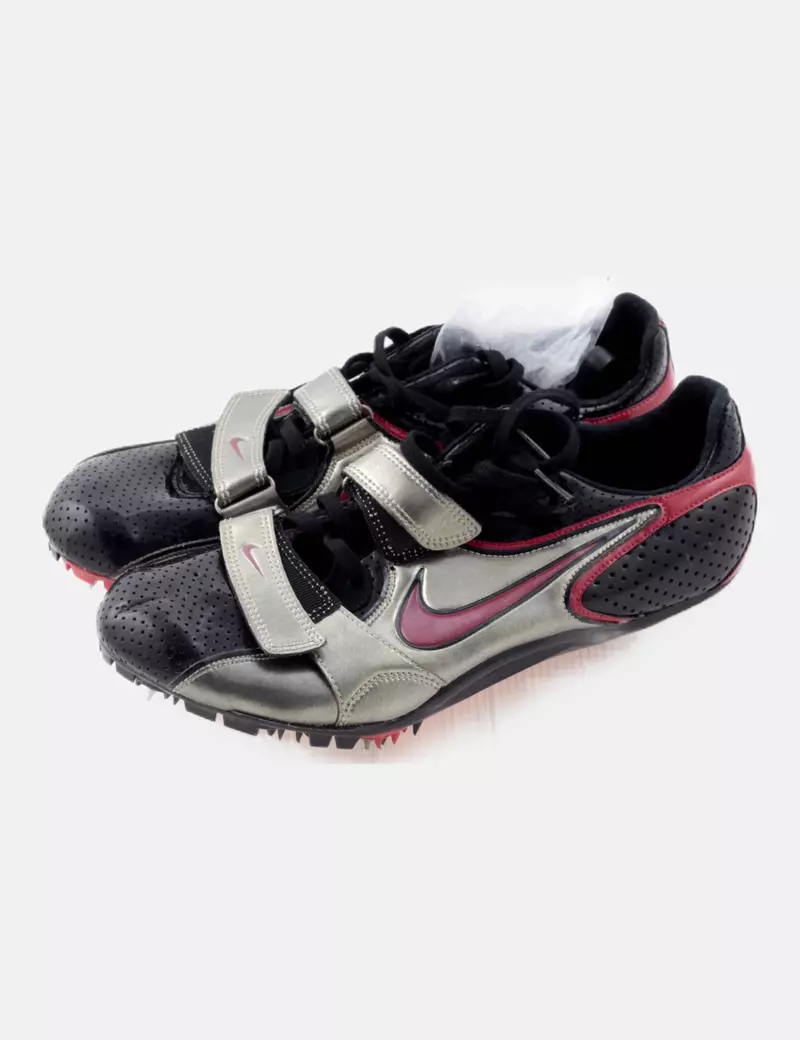 Nike Bota futbol con tacos