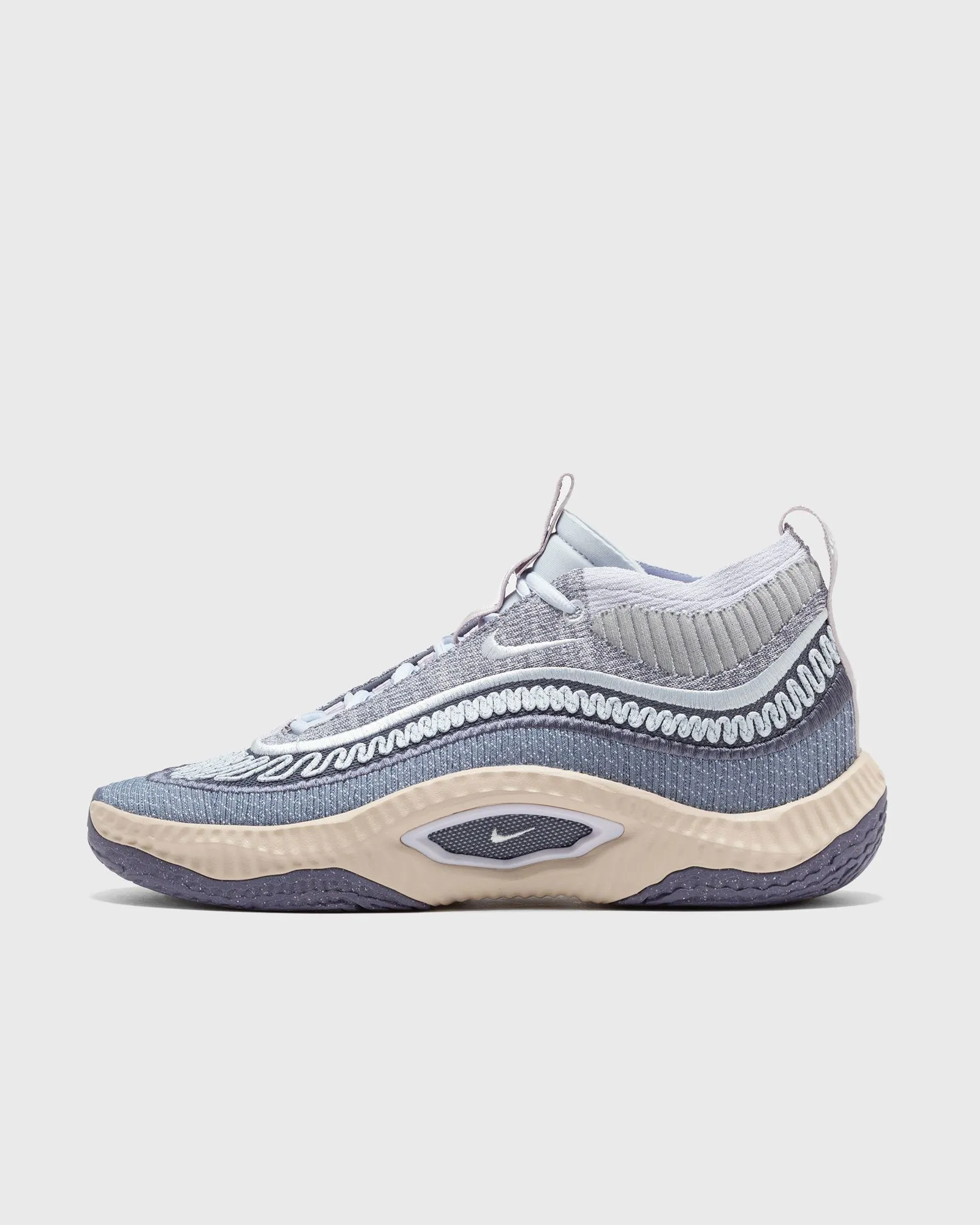 Nike COSMIC UNITY 3