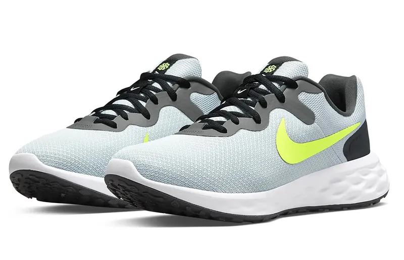 Nike Revolution 6 NN