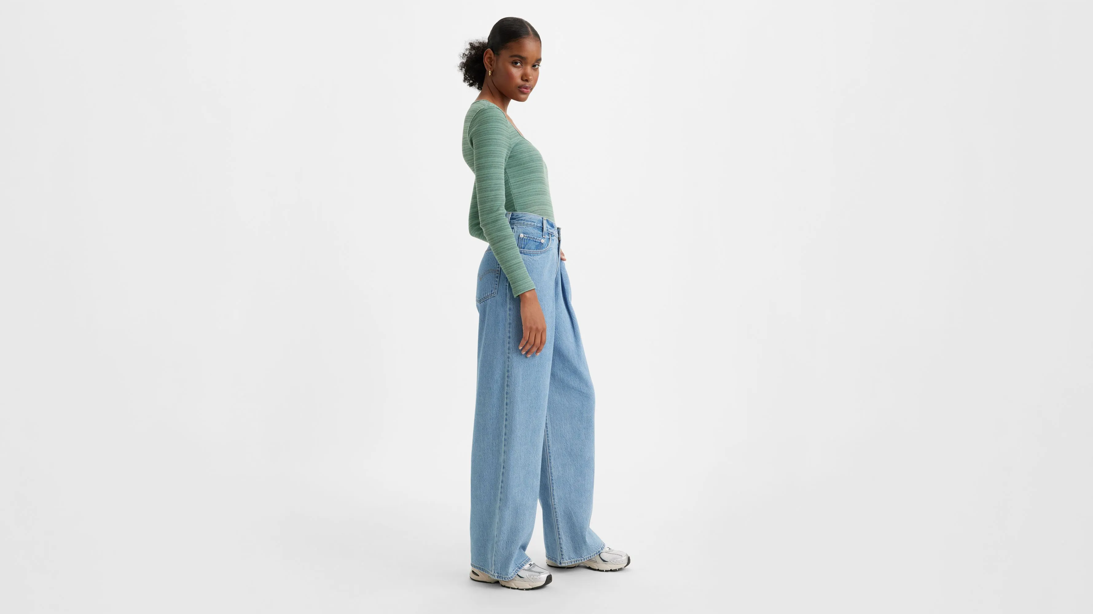 Pantalones Baggy Dad Con Pinzas Y Vuelta