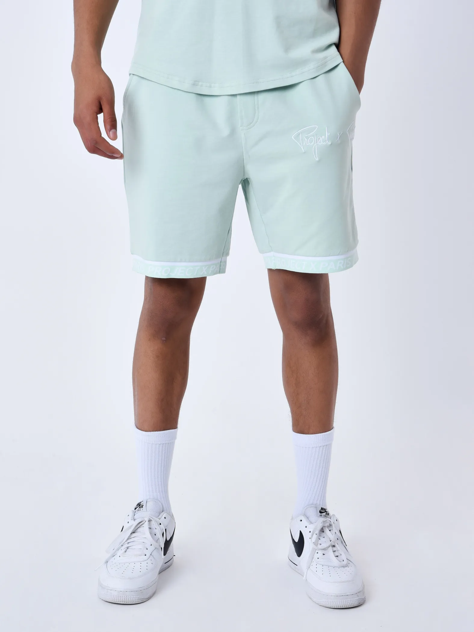 Pantalones cortos con bandas elásticas