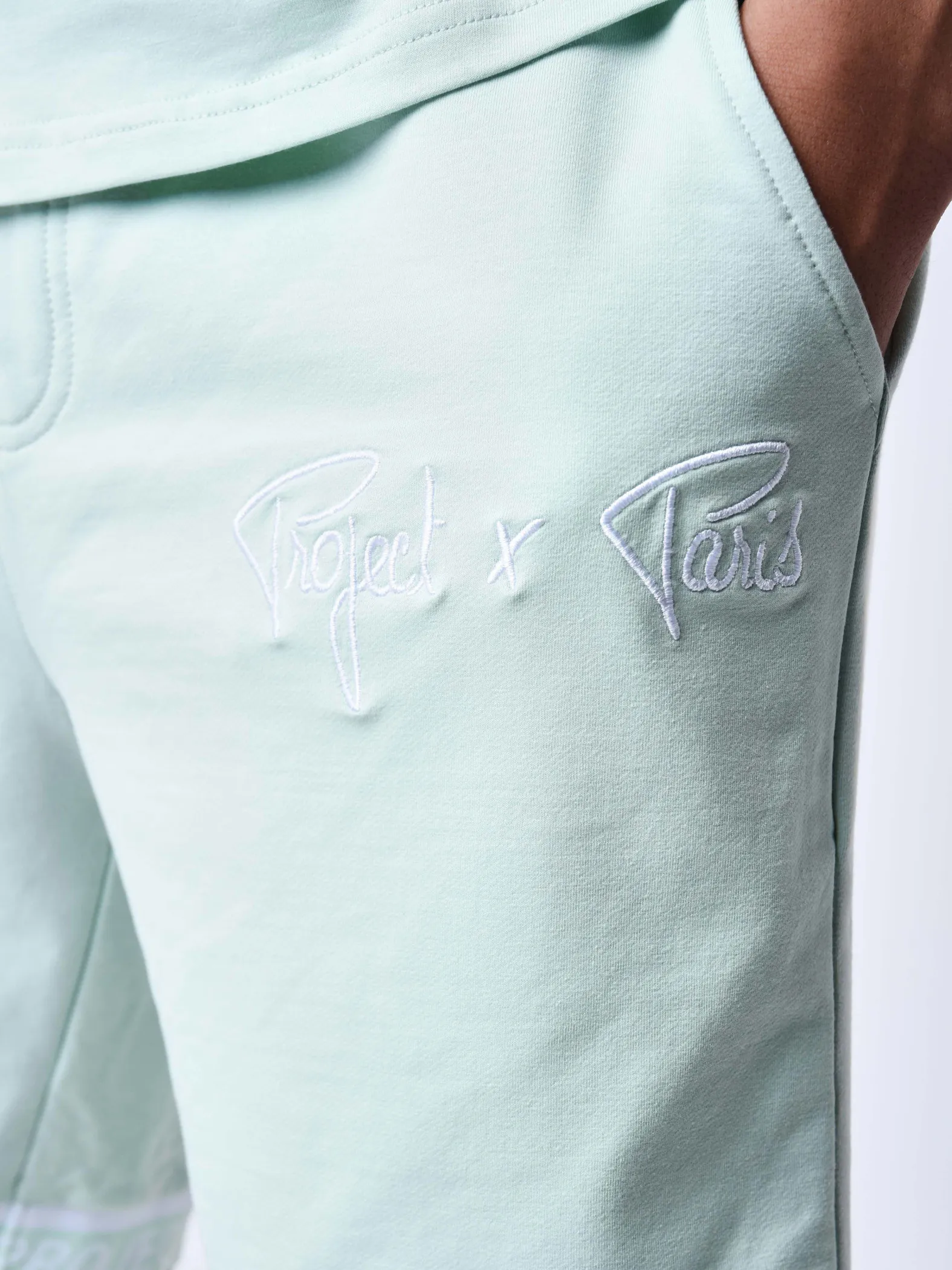 Pantalones cortos con bandas elásticas