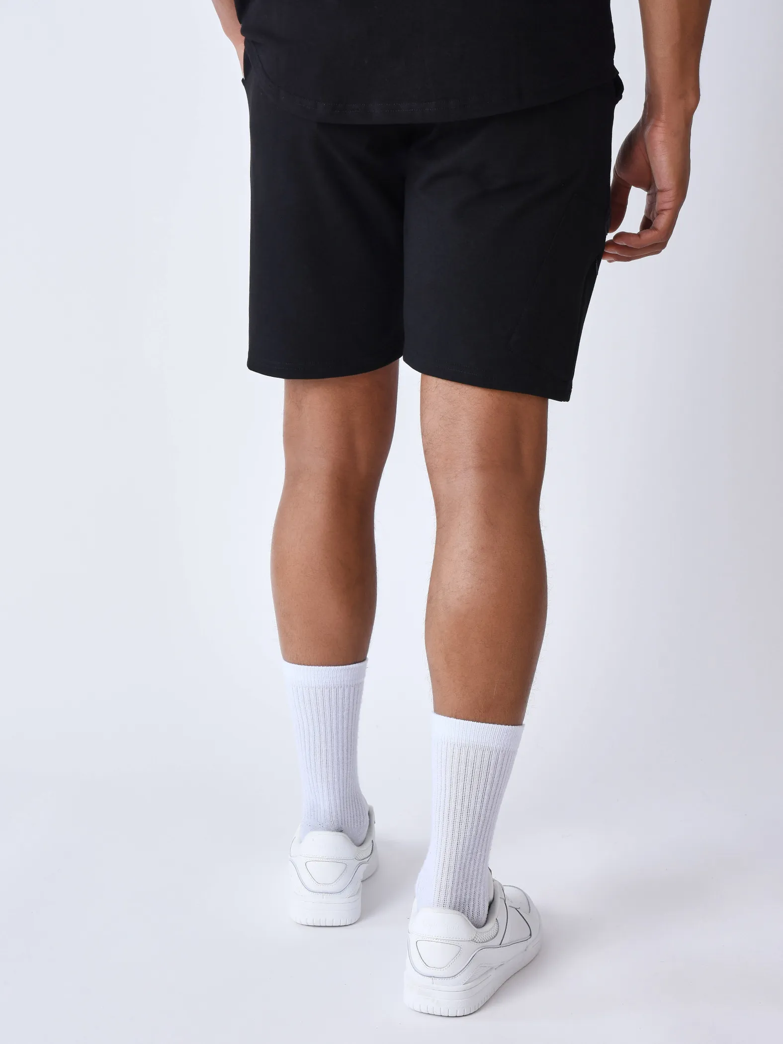 Pantalones cortos técnicos con recortes