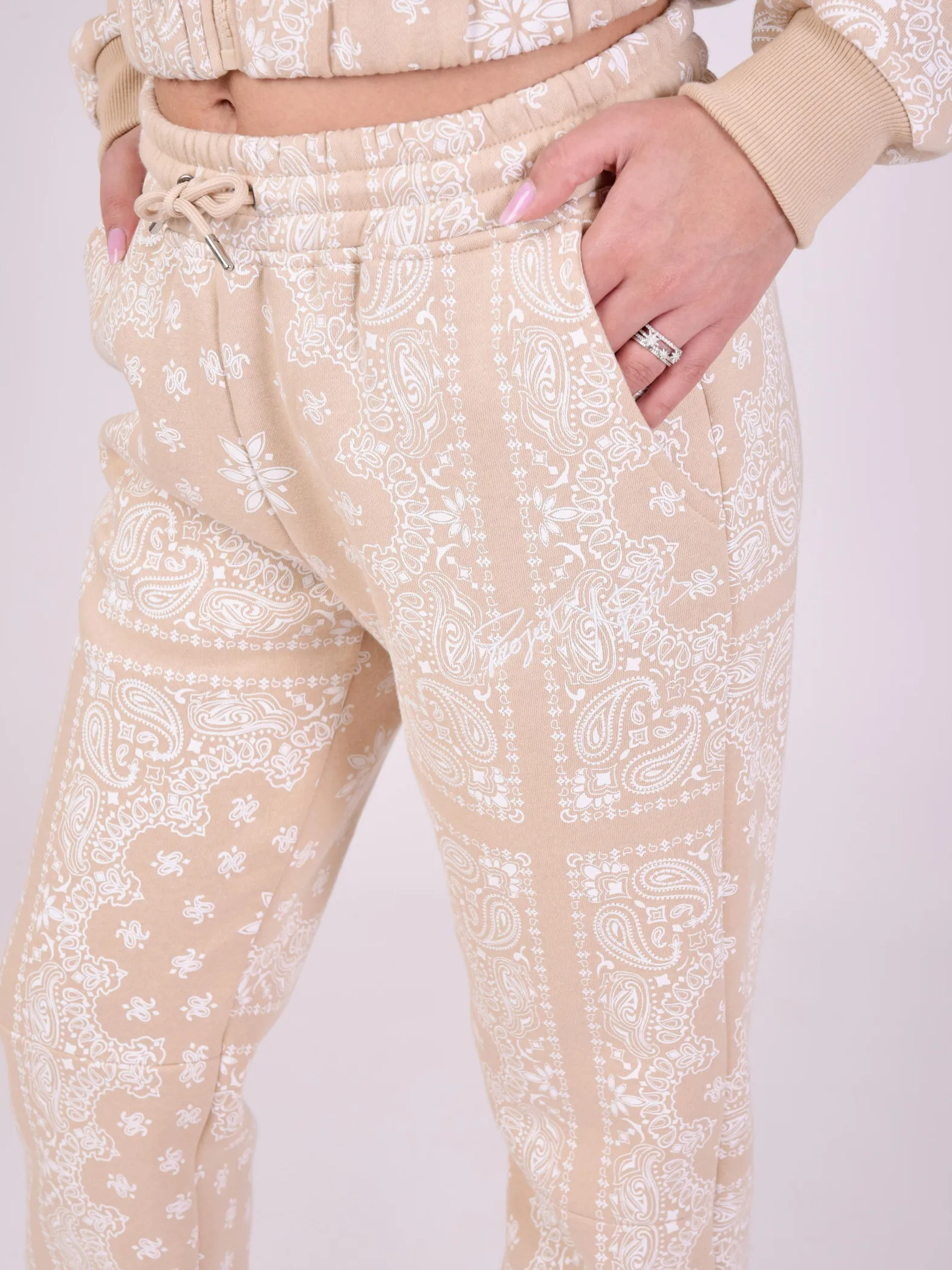 Pantalones de chándal con bandana