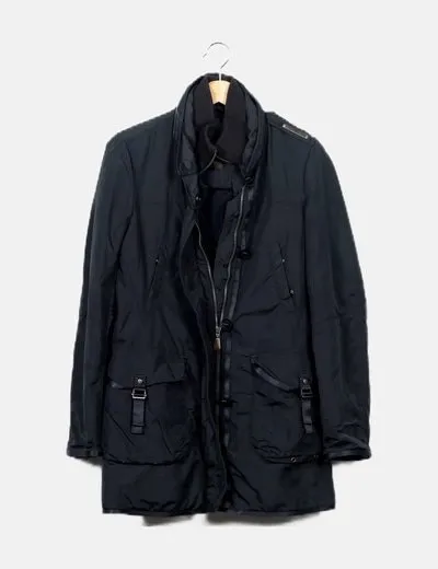Peuterey Parka negra impermeable