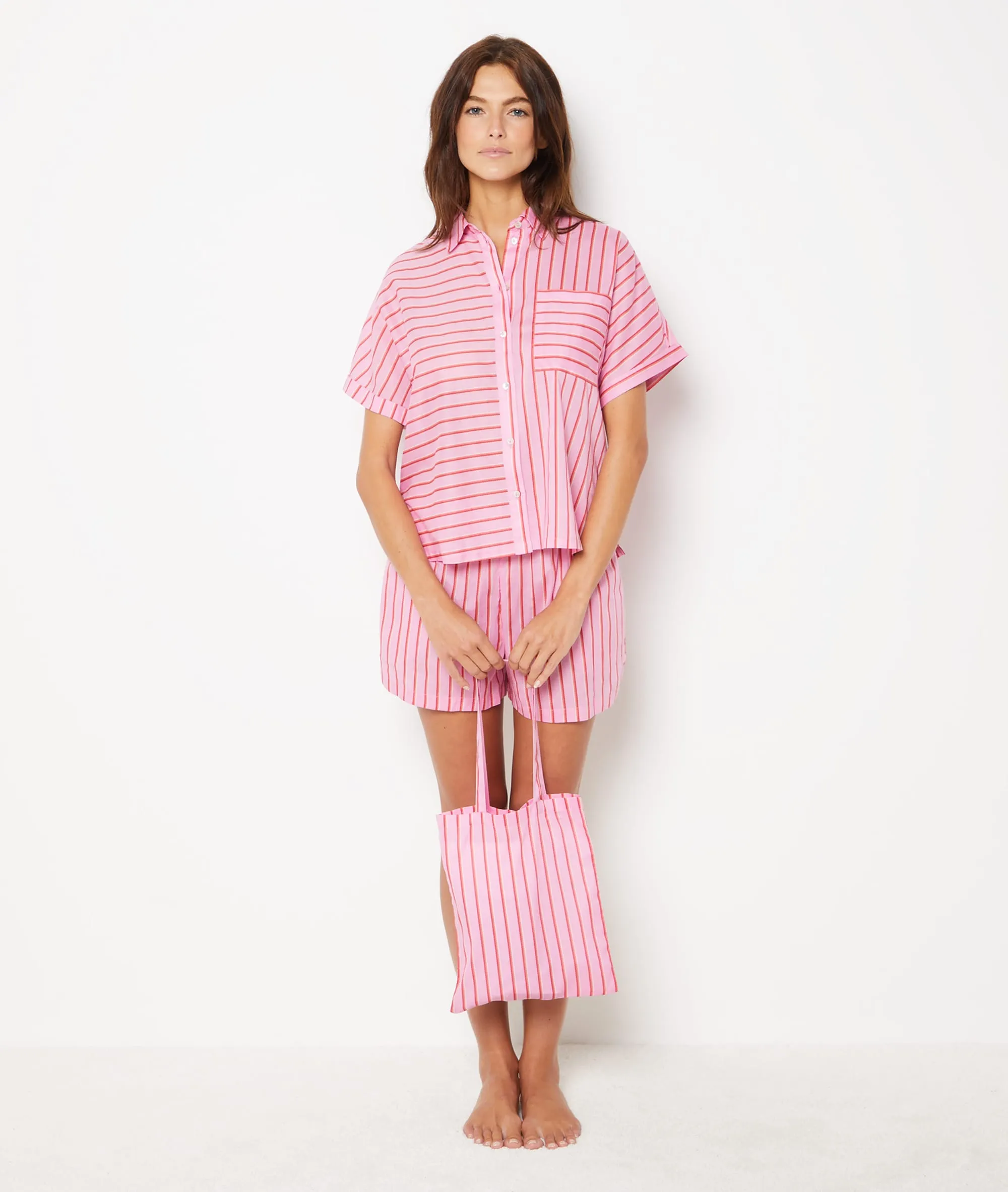 PIJAMA 2 PIEZAS ESTAMPADO CON TOTEBAG DEENA ROSE BONBON  ETAM