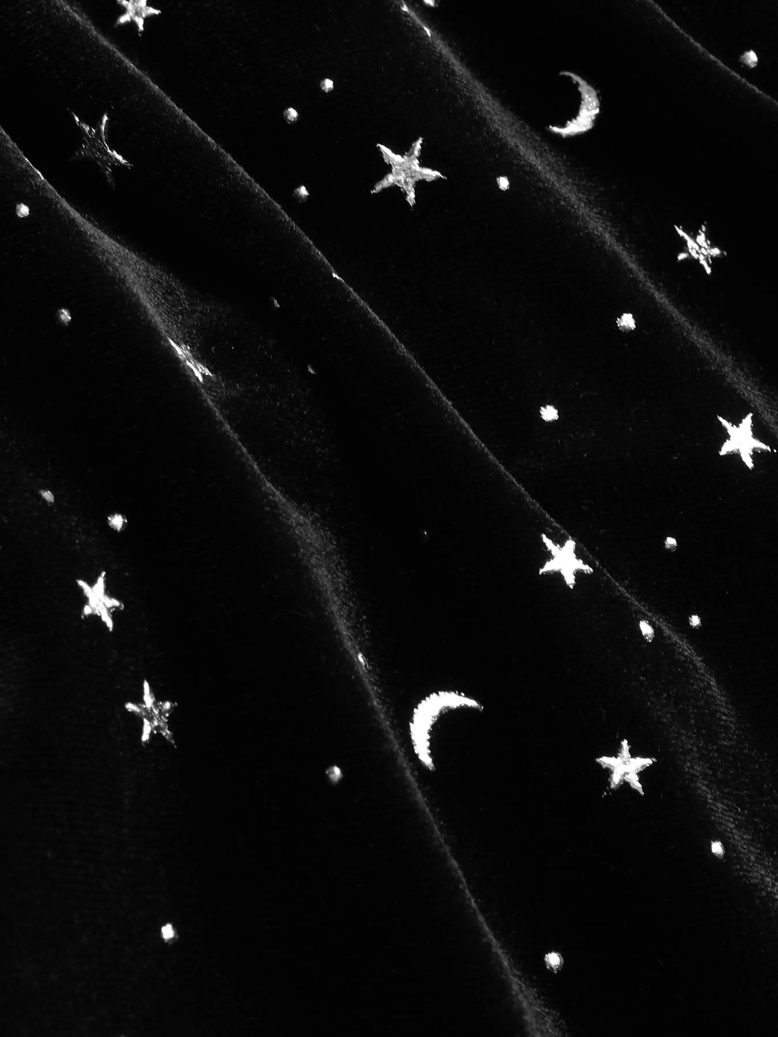  Romper de Terciopelo con Cuello en V y Patrón de Estrella y Luna con Mangas de Campana Curvy
