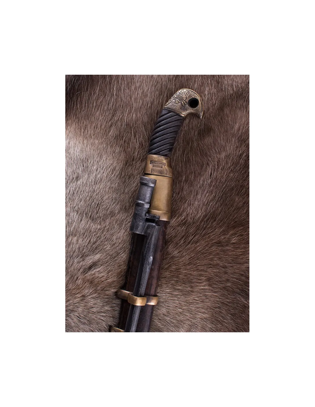 Sable Shashka envejecido, con bayoneta