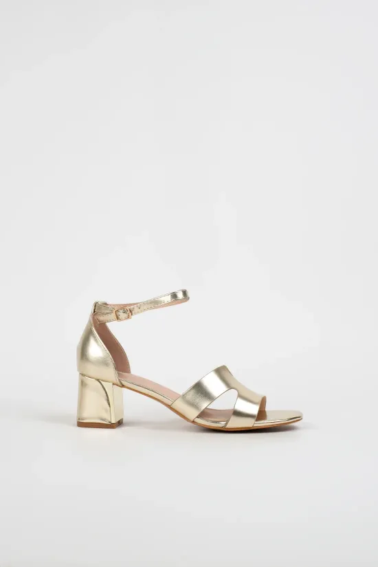 SANDALIA DE TACóN CONIS  ORO