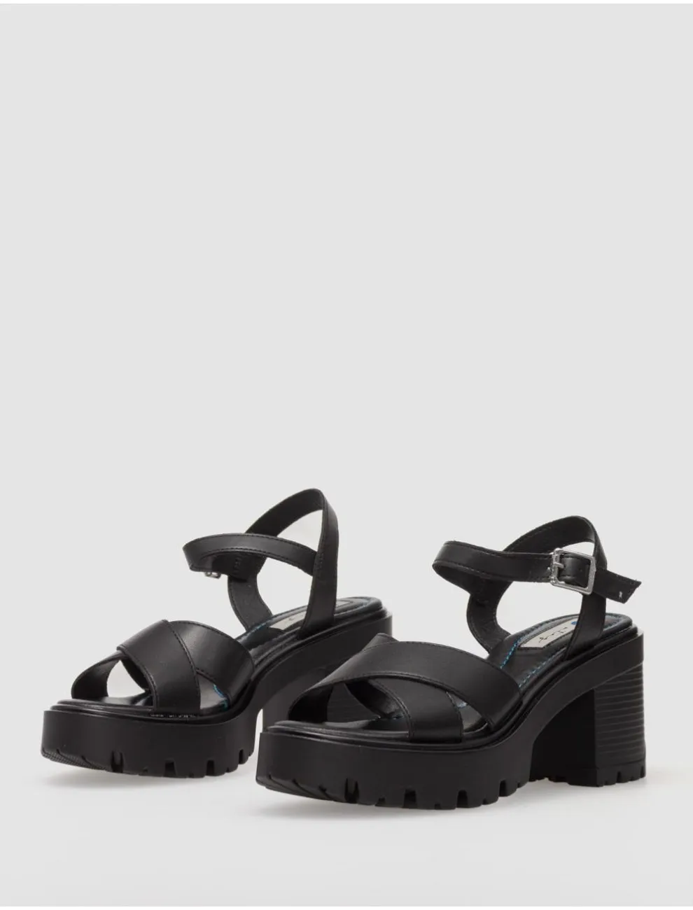 Sandalia Mustang 53403 Negro