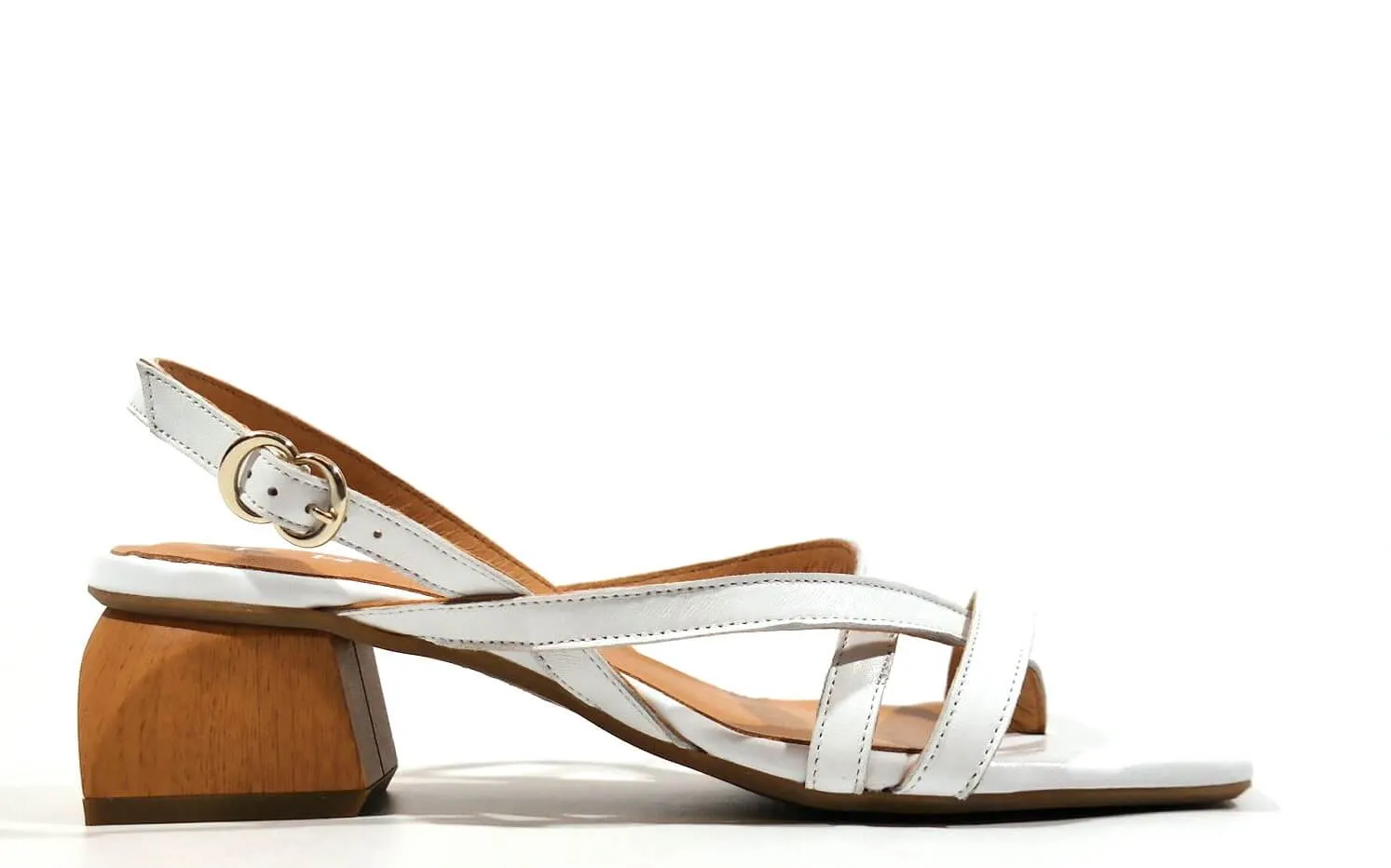 Sandalias de dedo con tacón de madera