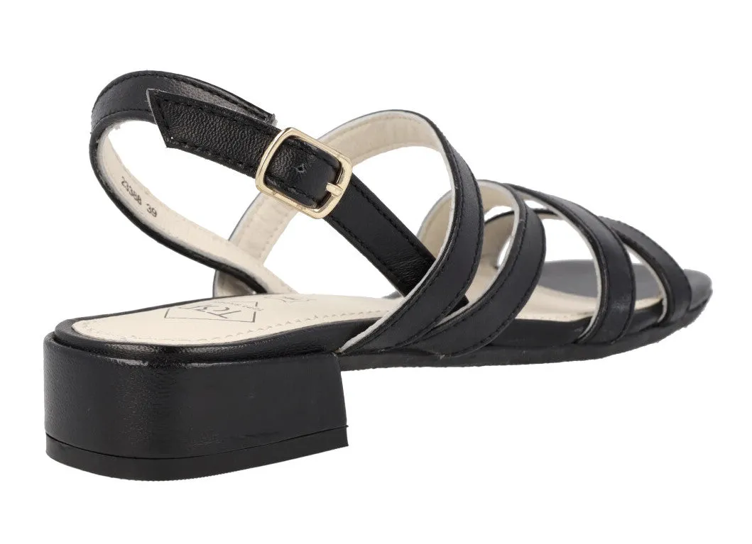 Sandalias de piel con tiras y tacón bajo
