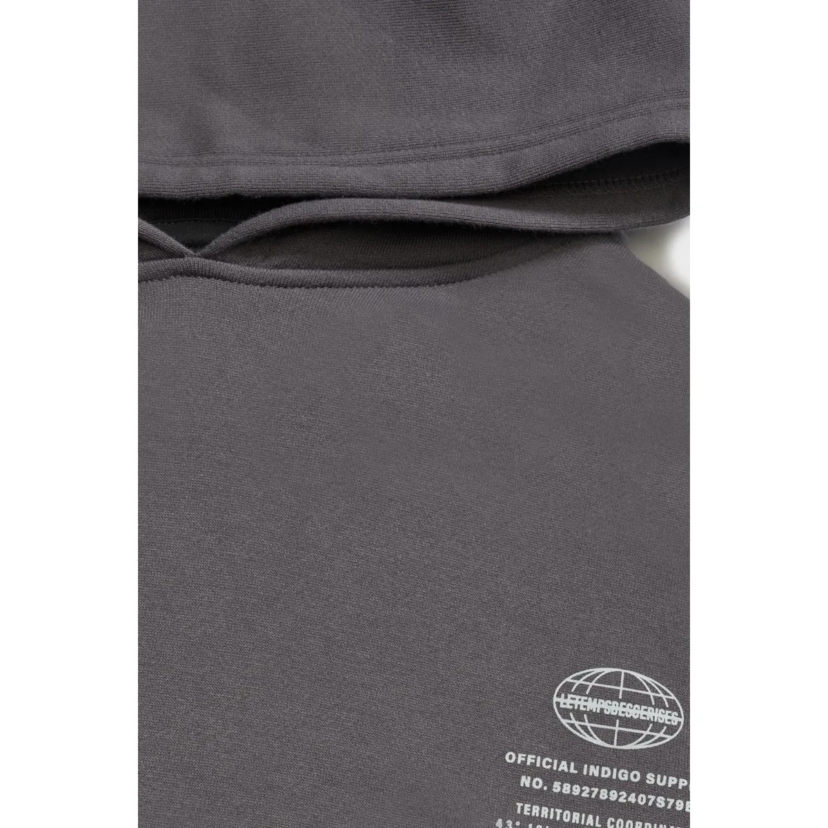 Sudadera y camisa con capucha NOEBO