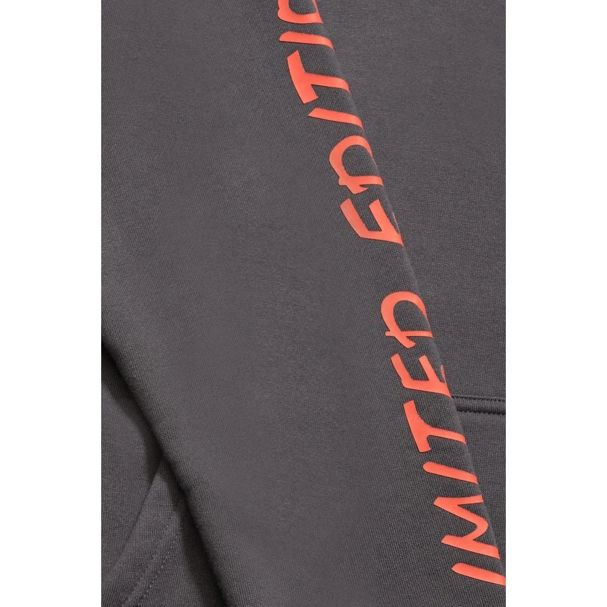 Sudadera y camisa con capucha NOEBO