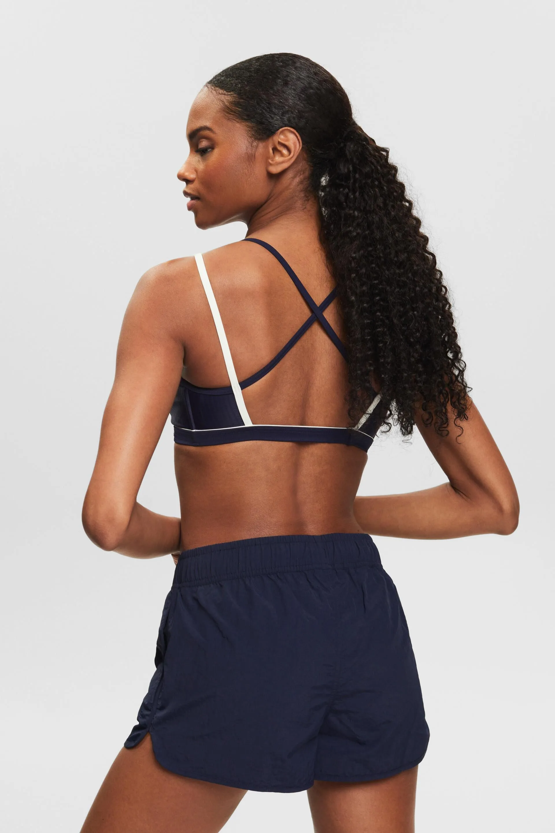 Top de bikini con relleno