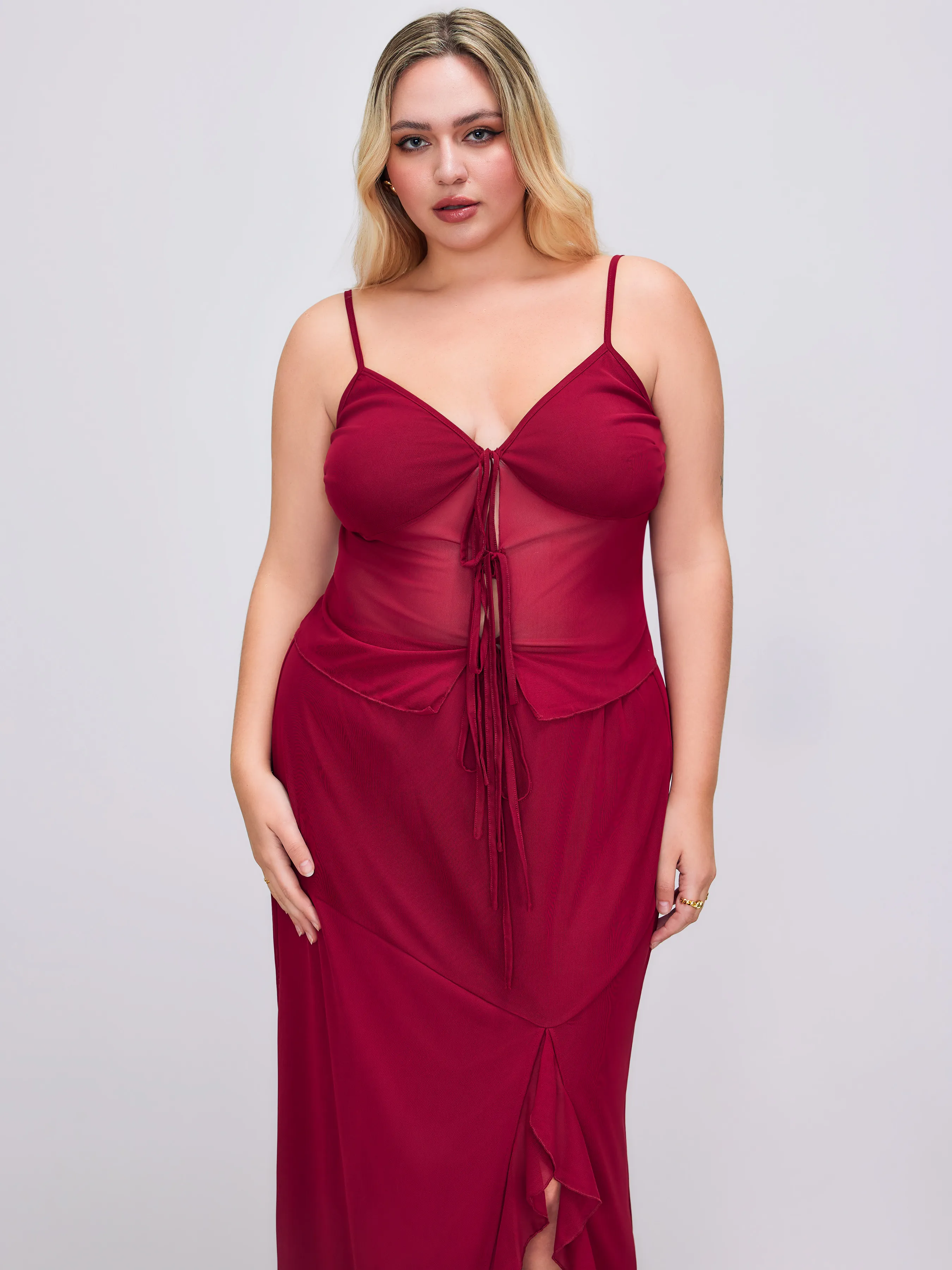  Top de Malla con Escote Corazón & Falda Maxi con Abertura Curvy