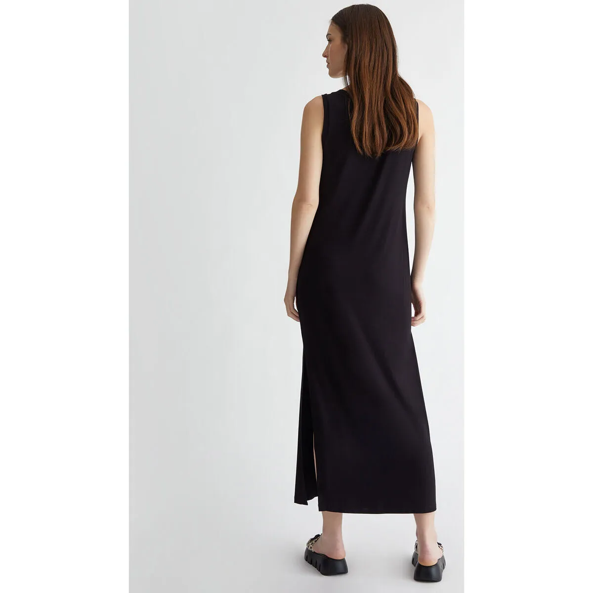 Vestido con logotipo brillante y strass