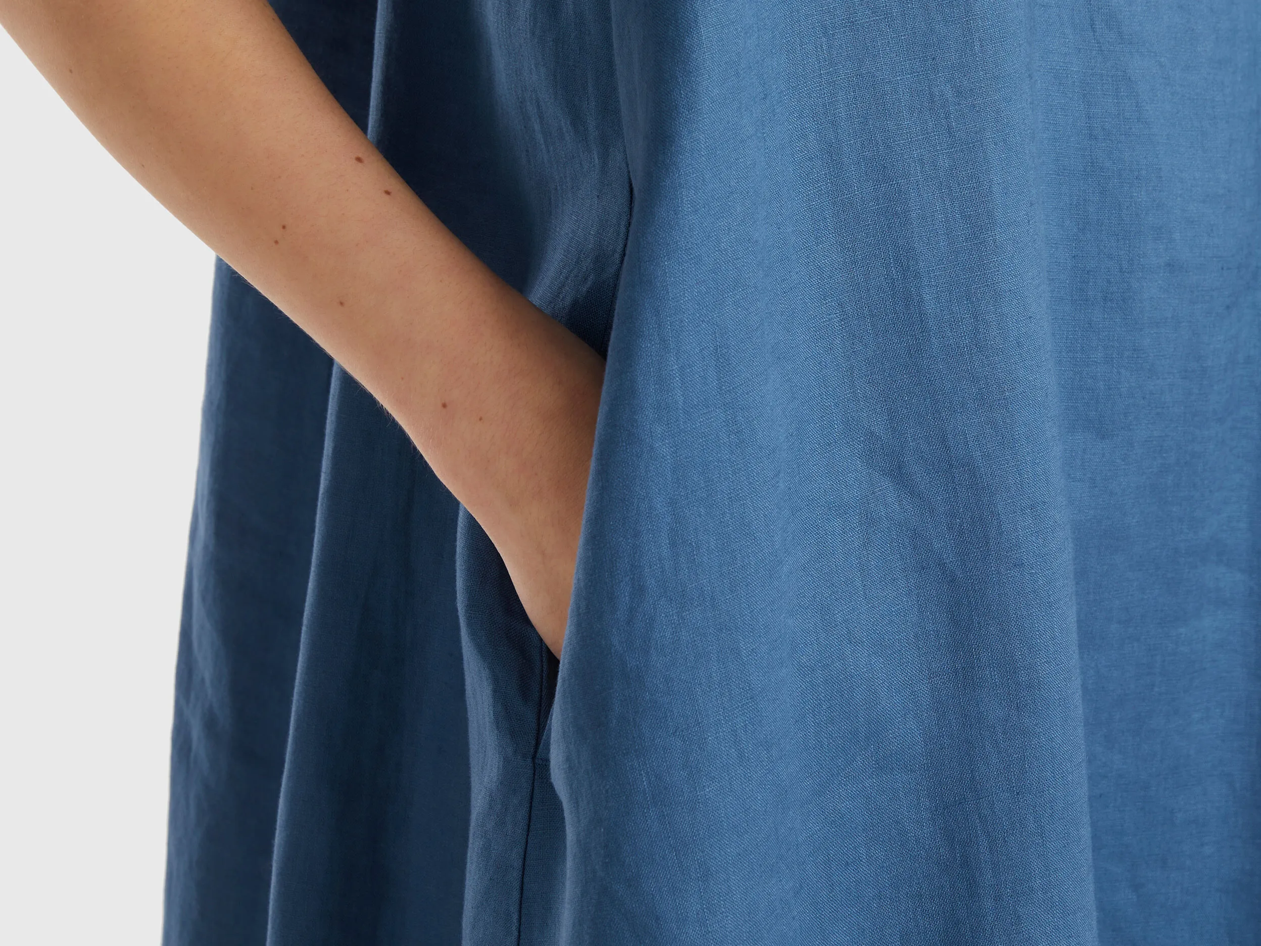 Vestido corto de puro lino