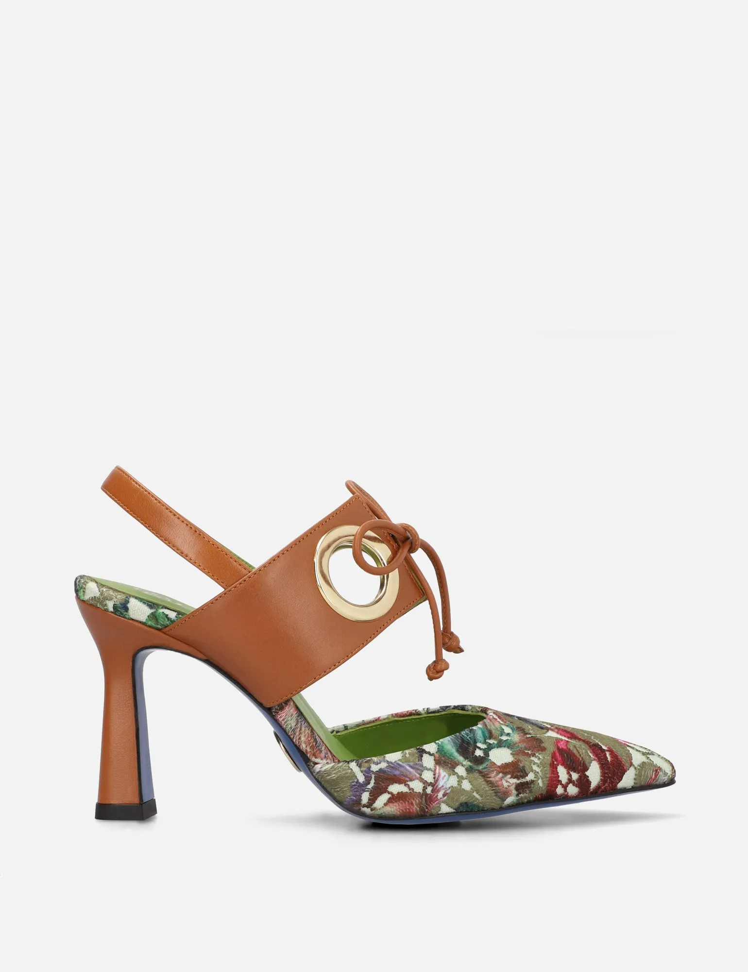 Zapatilla tacón medio en textil floral con cordón ajustable